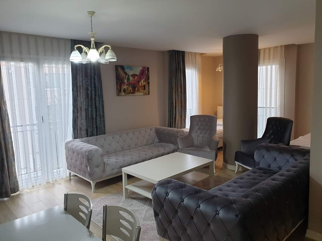 اعلان 842 شقة ثلاث غرف نوم وصالون حمامين مفروش لوكس للايجار السياحي في شيشلي اسطنبول