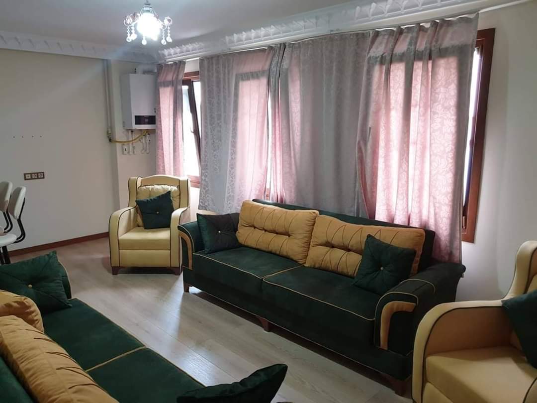 Announcement 893 Two bedroom apartment and luxurious furnished salon for tourist rentals in Fatih Istanbul next to Fatih Mosque